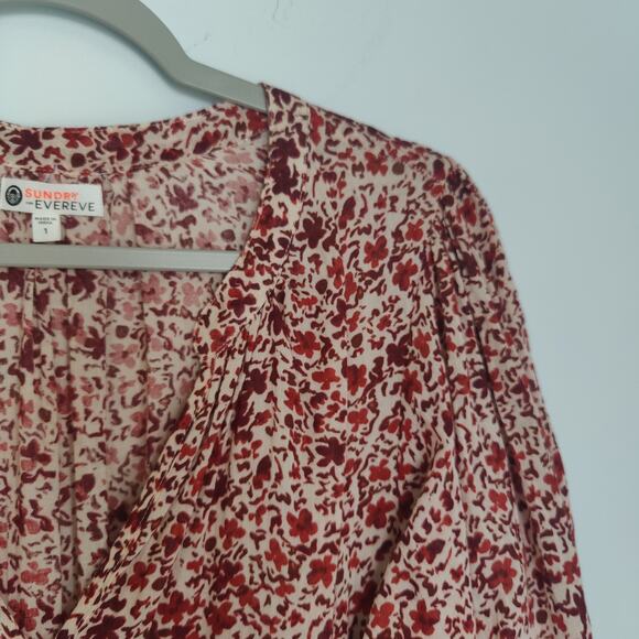 Sundry Evereve Womens Sz 1 (S) Ditsy Floral Smocked Long Sleeve Dress Dahlia Red - Picture 3 of 9